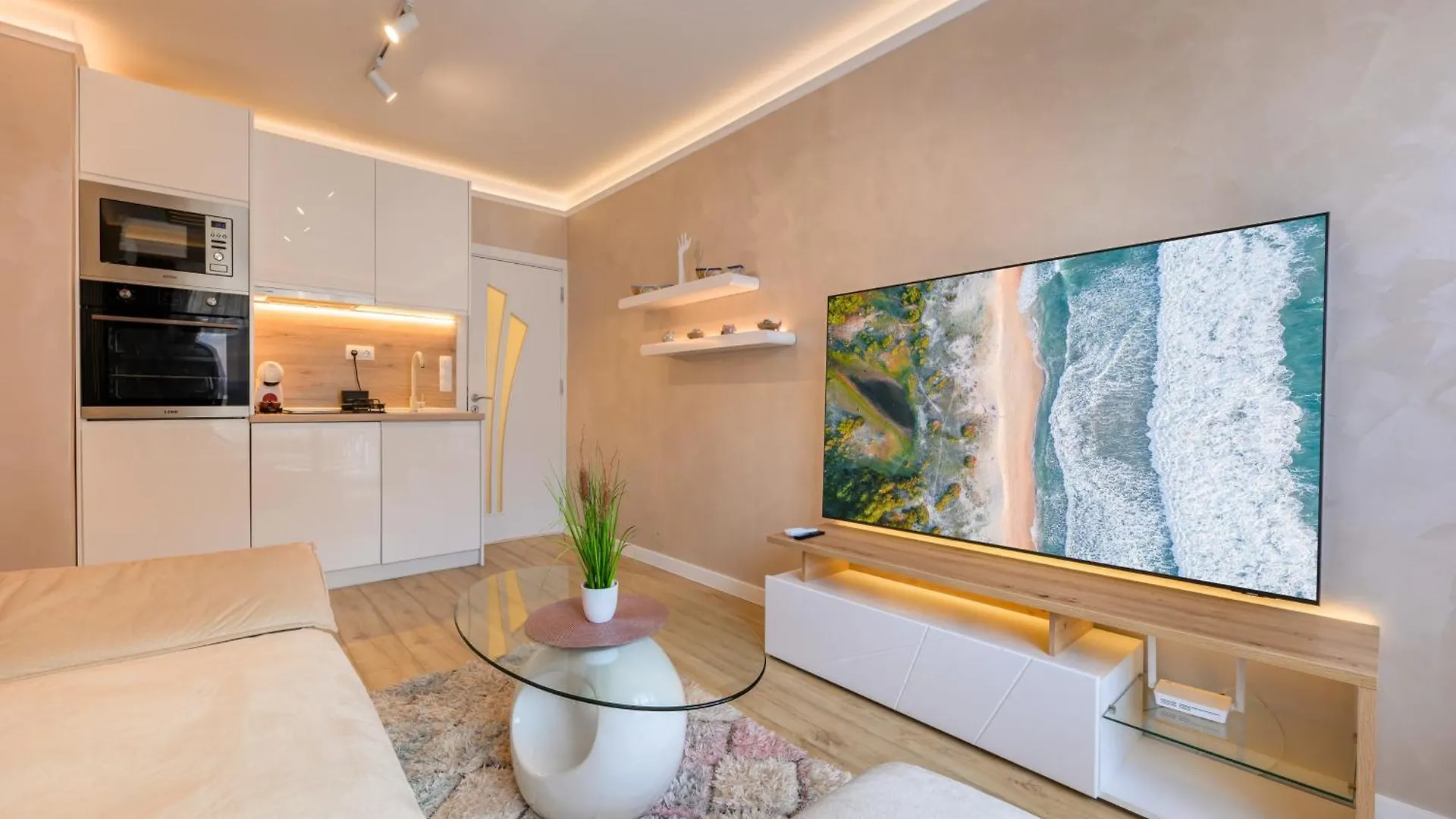 Cappuccino With Netflix Apartment Varna